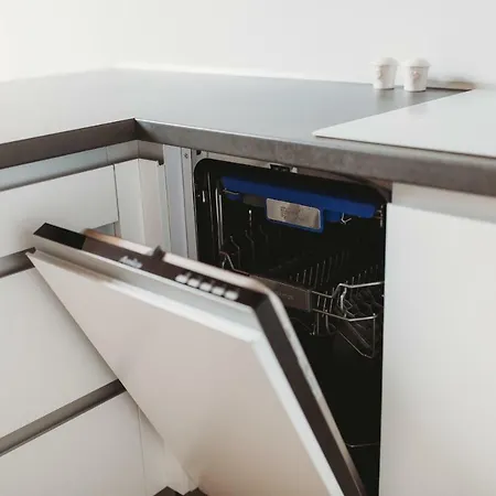 Center City Charming Loft דירה קושיצה